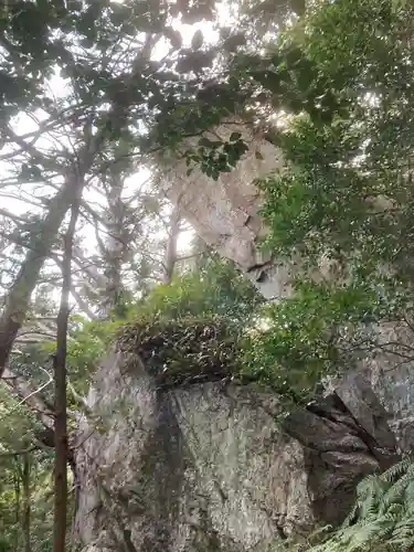 立岩神社（山方比古神社境内社）(徳島県)
