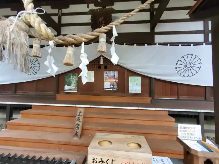 上田招魂社の本殿・本堂