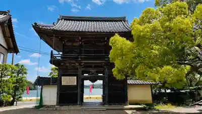 如意寺の山門・神門