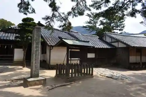 松陰神社の建物その他