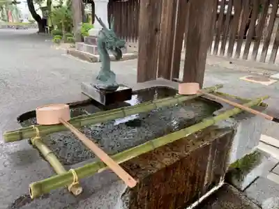 諏訪神社の手水舎