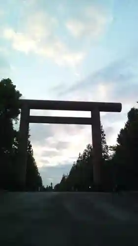 靖國神社の鳥居