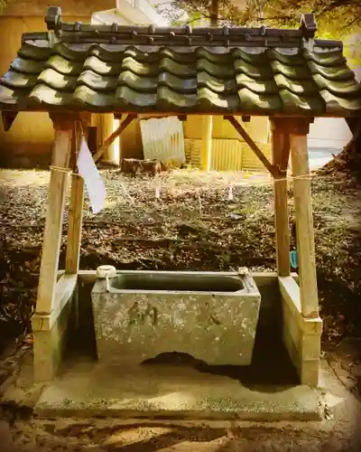 水神社の手水舎