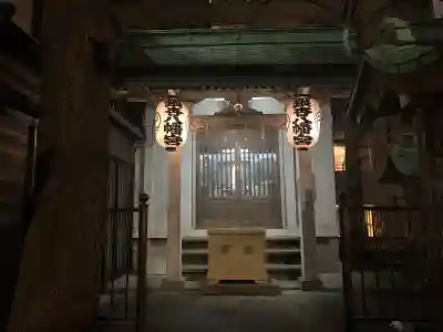 銀杏八幡宮の本殿・本堂