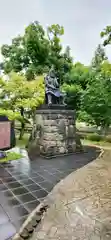 上杉神社の像