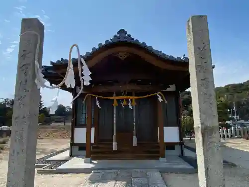 今津天満宮の{uncategorized: "未分類", other: "その他", undefined: "問題あり", building: "その他建物", grave: "お墓", sacred_gate: "鳥居", guardian: "狛犬", statue: "像", buddha: "仏像", history: "歴史", nature: "自然", garden: "庭園", animal: "動物", pagoda: "塔", temizu: "手水舎", mountain_gate: "山門・神門", sanctuary: "本殿・本堂", subordinate: "末社・摂社", art: "芸術", scenery: "景色", jizo: "地蔵", ema: "絵馬", goshuin: "御朱印", omikuji: "おみくじ", items: "授与品その他", amulet: "お守り", goshuincho: "御朱印帳", eats: "食事", festival: "お祭り", votive_dance: "神楽", shichigosan: "七五三参", wedding: "結婚式", experience: "体験その他", initially: "初詣", around: "周辺", anti_infection: "感染症対策"}