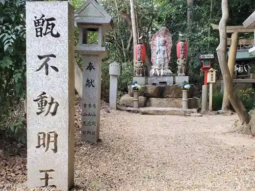 越木岩神社のその他建物