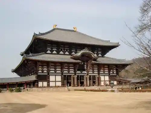 東大寺の本殿