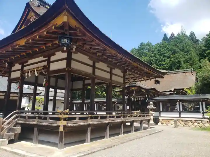 大鳥神社の本殿・本堂