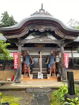 龍頭寺の本殿・本堂