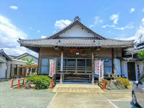 法厳寺の本殿・本堂