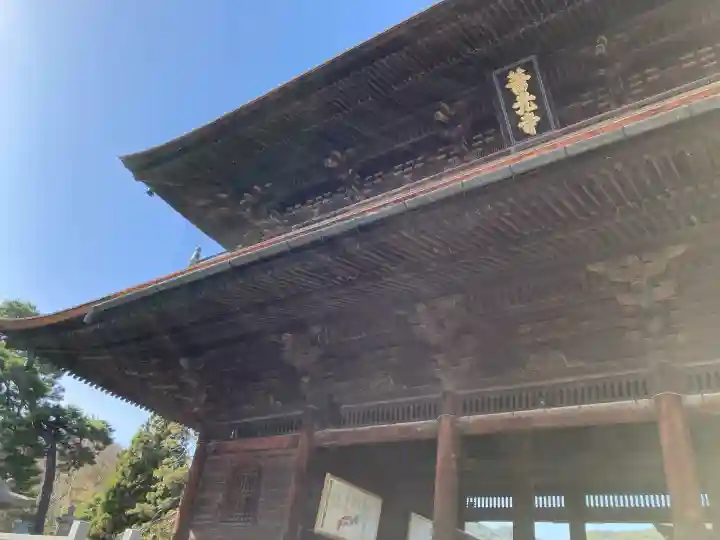 善光寺の{uncategorized: "未分類", other: "その他", undefined: "問題あり", building: "その他建物", grave: "お墓", sacred_gate: "鳥居", guardian: "狛犬", statue: "像", buddha: "仏像", history: "歴史", nature: "自然", garden: "庭園", animal: "動物", pagoda: "塔", temizu: "手水舎", mountain_gate: "山門・神門", sanctuary: "本殿・本堂", subordinate: "末社・摂社", art: "芸術", scenery: "景色", jizo: "地蔵", ema: "絵馬", goshuin: "御朱印", omikuji: "おみくじ", items: "授与品その他", amulet: "お守り", goshuincho: "御朱印帳", eats: "食事", festival: "お祭り", votive_dance: "神楽", shichigosan: "七五三参", wedding: "結婚式", experience: "体験その他", initially: "初詣", around: "周辺", anti_infection: "感染症対策"}
