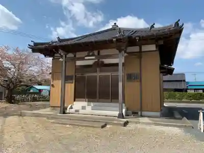 満蔵院の本殿・本堂