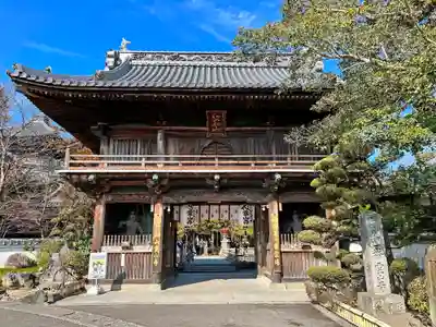 霊山寺の山門・神門