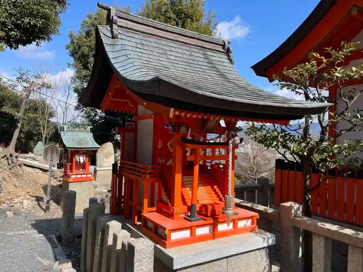 義照稲荷神社・稲荷命婦元宮(建勲神社末社)(京都府)