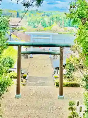 常陸二ノ宮　静神社の{uncategorized: "未分類", other: "その他", undefined: "問題あり", building: "その他建物", grave: "お墓", sacred_gate: "鳥居", guardian: "狛犬", statue: "像", buddha: "仏像", history: "歴史", nature: "自然", garden: "庭園", animal: "動物", pagoda: "塔", temizu: "手水舎", mountain_gate: "山門・神門", sanctuary: "本殿・本堂", subordinate: "末社・摂社", art: "芸術", scenery: "景色", jizo: "地蔵", ema: "絵馬", goshuin: "御朱印", omikuji: "おみくじ", items: "授与品その他", amulet: "お守り", goshuincho: "御朱印帳", eats: "食事", festival: "お祭り", votive_dance: "神楽", shichigosan: "七五三参", wedding: "結婚式", experience: "体験その他", initially: "初詣", around: "周辺", anti_infection: "感染症対策"}