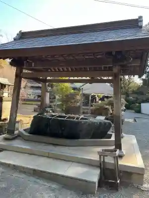 恩山寺の{uncategorized: "未分類", other: "その他", undefined: "問題あり", building: "その他建物", grave: "お墓", sacred_gate: "鳥居", guardian: "狛犬", statue: "像", buddha: "仏像", history: "歴史", nature: "自然", garden: "庭園", animal: "動物", pagoda: "塔", temizu: "手水舎", mountain_gate: "山門・神門", sanctuary: "本殿・本堂", subordinate: "末社・摂社", art: "芸術", scenery: "景色", jizo: "地蔵", ema: "絵馬", goshuin: "御朱印", omikuji: "おみくじ", items: "授与品その他", amulet: "お守り", goshuincho: "御朱印帳", eats: "食事", festival: "お祭り", votive_dance: "神楽", shichigosan: "七五三参", wedding: "結婚式", experience: "体験その他", initially: "初詣", around: "周辺", anti_infection: "感染症対策"}