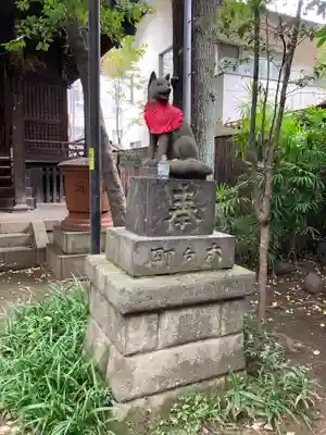 赤坂氷川神社の狛犬