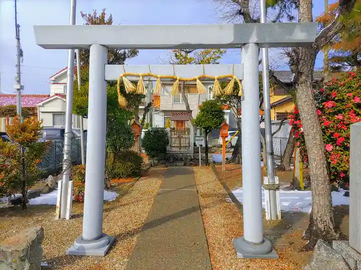 宝神社の鳥居