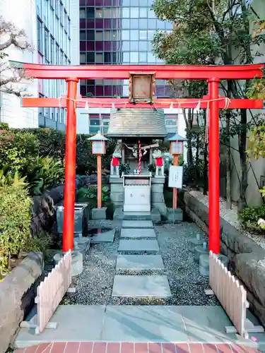 有楽稲荷神社の鳥居