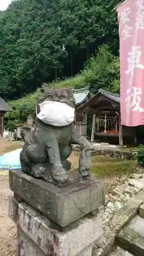 高座神社の狛犬