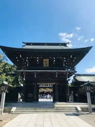 宮地嶽神社の山門・神門