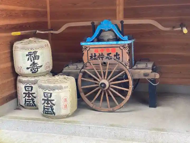 出石神社の{uncategorized: "未分類", other: "その他", undefined: "問題あり", building: "その他建物", grave: "お墓", sacred_gate: "鳥居", guardian: "狛犬", statue: "像", buddha: "仏像", history: "歴史", nature: "自然", garden: "庭園", animal: "動物", pagoda: "塔", temizu: "手水舎", mountain_gate: "山門・神門", sanctuary: "本殿・本堂", subordinate: "末社・摂社", art: "芸術", scenery: "景色", jizo: "地蔵", ema: "絵馬", goshuin: "御朱印", omikuji: "おみくじ", items: "授与品その他", amulet: "お守り", goshuincho: "御朱印帳", eats: "食事", festival: "お祭り", votive_dance: "神楽", shichigosan: "七五三参", wedding: "結婚式", experience: "体験その他", initially: "初詣", around: "周辺", anti_infection: "感染症対策"}