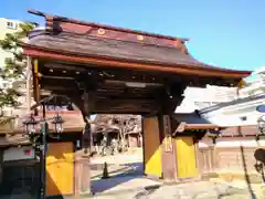 仙岳院の山門