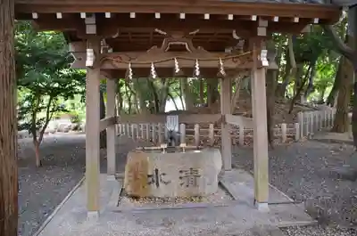 鵜森神社の手水舎