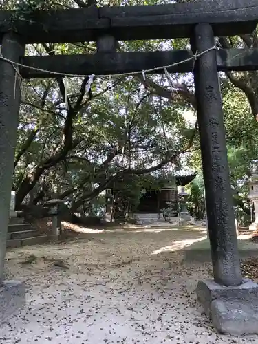 宇夫階神社の鳥居