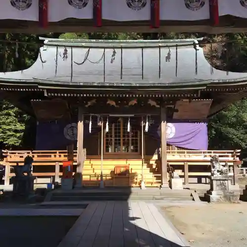 小国両神社の本殿