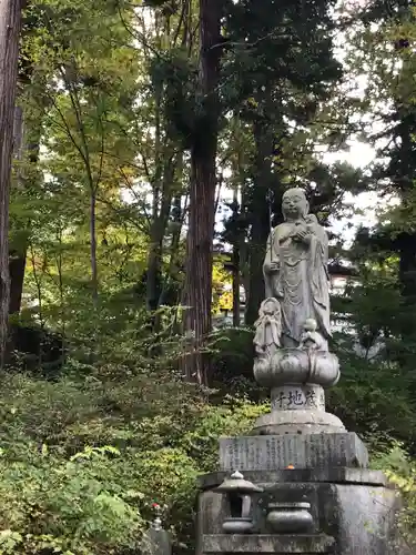 広沢寺の仏像