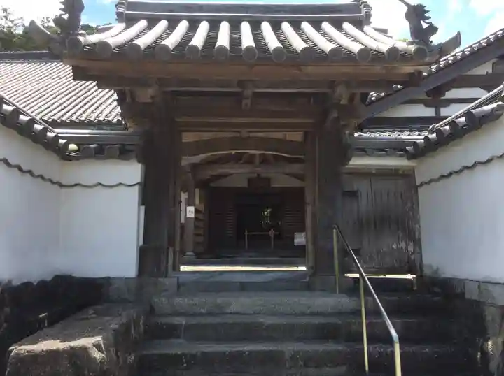 光明禅寺の山門・神門