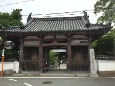 穴太寺の山門・神門