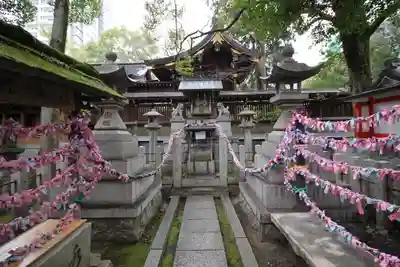 若宮八幡社の末社・摂社