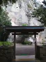 花窟神社の山門・神門
