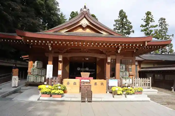高麗神社の本殿・本堂