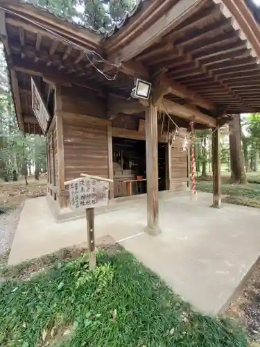 間々田八幡宮の末社