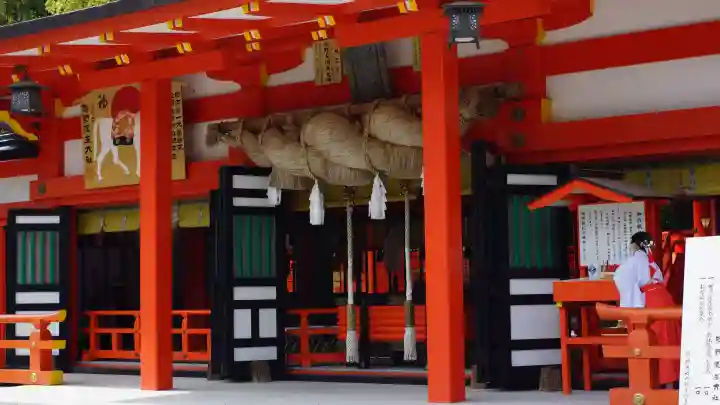 熊野速玉大社の{uncategorized: "未分類", other: "その他", undefined: "問題あり", building: "その他建物", grave: "お墓", sacred_gate: "鳥居", guardian: "狛犬", statue: "像", buddha: "仏像", history: "歴史", nature: "自然", garden: "庭園", animal: "動物", pagoda: "塔", temizu: "手水舎", mountain_gate: "山門・神門", sanctuary: "本殿・本堂", subordinate: "末社・摂社", art: "芸術", scenery: "景色", jizo: "地蔵", ema: "絵馬", goshuin: "御朱印", omikuji: "おみくじ", items: "授与品その他", amulet: "お守り", goshuincho: "御朱印帳", eats: "食事", festival: "お祭り", votive_dance: "神楽", shichigosan: "七五三参", wedding: "結婚式", experience: "体験その他", initially: "初詣", around: "周辺", anti_infection: "感染症対策"}