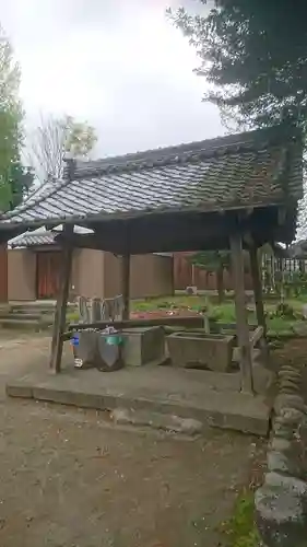稲荷神社の手水舎