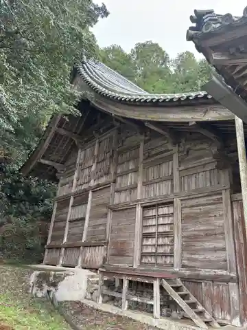 岩尾神社の本殿・本堂