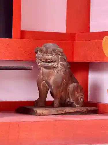 安井金比羅宮の{uncategorized: "未分類", other: "その他", undefined: "問題あり", building: "その他建物", grave: "お墓", sacred_gate: "鳥居", guardian: "狛犬", statue: "像", buddha: "仏像", history: "歴史", nature: "自然", garden: "庭園", animal: "動物", pagoda: "塔", temizu: "手水舎", mountain_gate: "山門・神門", sanctuary: "本殿・本堂", subordinate: "末社・摂社", art: "芸術", scenery: "景色", jizo: "地蔵", ema: "絵馬", goshuin: "御朱印", omikuji: "おみくじ", items: "授与品その他", amulet: "お守り", goshuincho: "御朱印帳", eats: "食事", festival: "お祭り", votive_dance: "神楽", shichigosan: "七五三参", wedding: "結婚式", experience: "体験その他", initially: "初詣", around: "周辺", anti_infection: "感染症対策"}