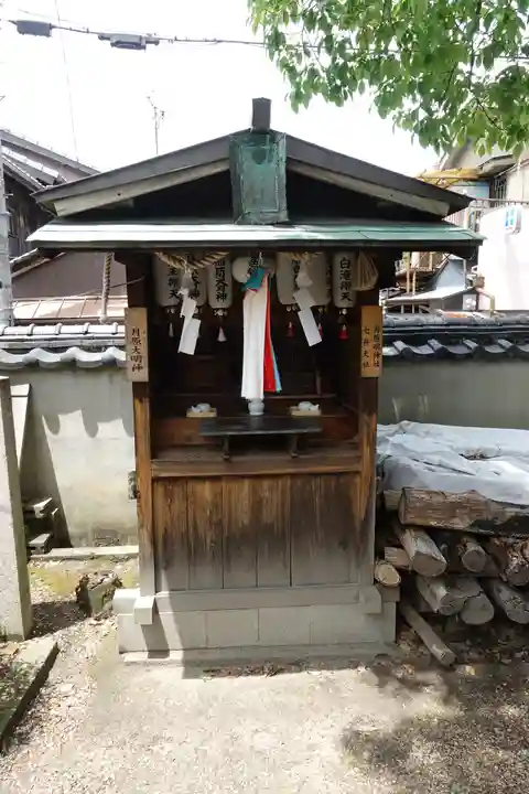 飛鳥神社の末社・摂社