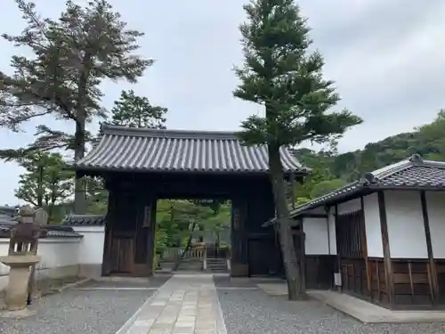 清水寺の山門・神門