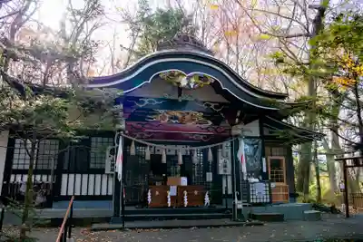 新屋山神社(山梨県)