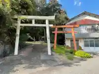 尾白稲荷神社(岐阜県)