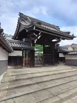 光明寺の山門・神門
