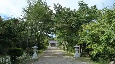 東瓜幕八幡神社の庭園