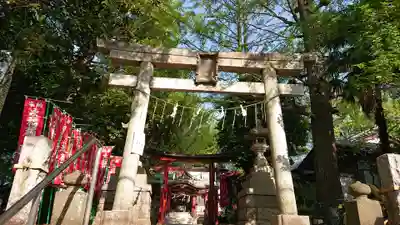 永福稲荷神社の鳥居