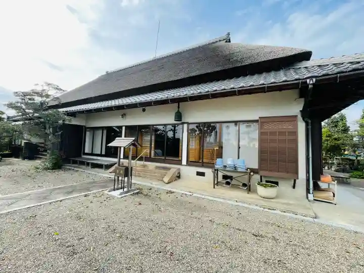 慈眼寺の{uncategorized: "未分類", other: "その他", undefined: "問題あり", building: "その他建物", grave: "お墓", sacred_gate: "鳥居", guardian: "狛犬", statue: "像", buddha: "仏像", history: "歴史", nature: "自然", garden: "庭園", animal: "動物", pagoda: "塔", temizu: "手水舎", mountain_gate: "山門・神門", sanctuary: "本殿・本堂", subordinate: "末社・摂社", art: "芸術", scenery: "景色", jizo: "地蔵", ema: "絵馬", goshuin: "御朱印", omikuji: "おみくじ", items: "授与品その他", amulet: "お守り", goshuincho: "御朱印帳", eats: "食事", festival: "お祭り", votive_dance: "神楽", shichigosan: "七五三参", wedding: "結婚式", experience: "体験その他", initially: "初詣", around: "周辺", anti_infection: "感染症対策"}